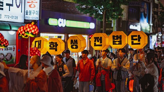 동국대학교 WISE캠퍼스, 형산강 연등문화축제 개최(WISE대학생전법단 참여)